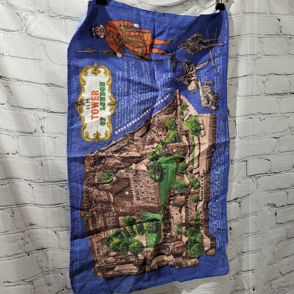 Vintage Ulster Tower of London linen tea towel